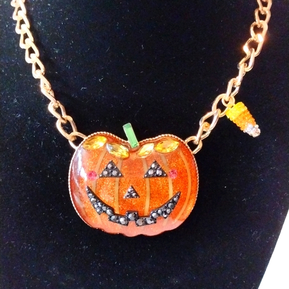 Betsey Johnson Jewelry - Betsy Johnson Halloween necklace.
